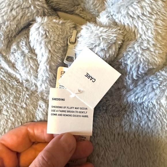 Uniqlo light blue fluff yarn fleece full zip jacket NWT - Picture 6 of 9